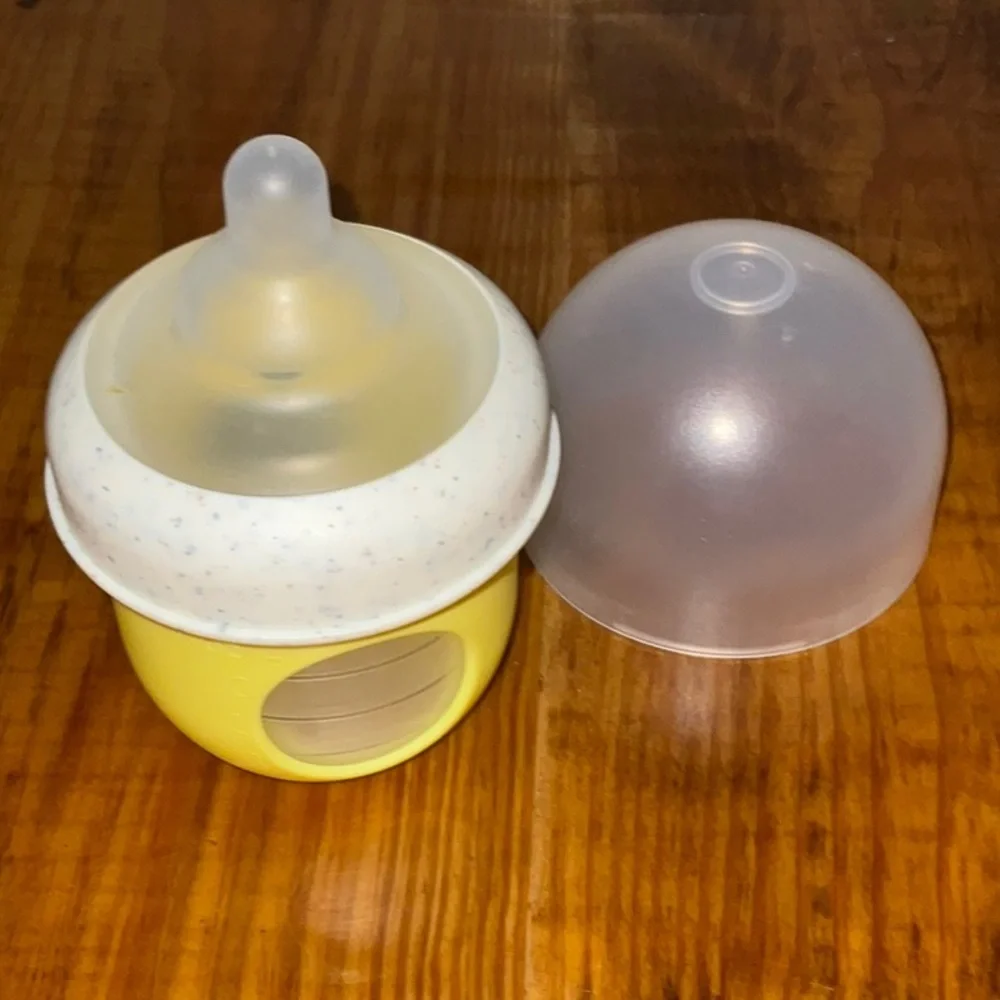 Boon Nursh Silicone Baby Bottle (120nL/4oz)